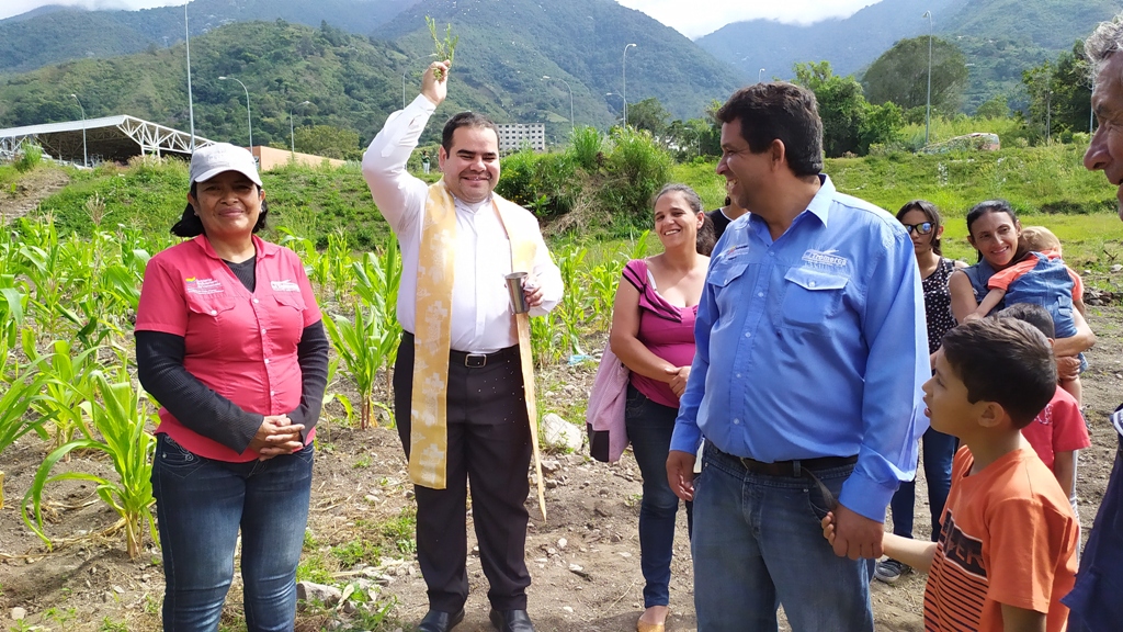 Bendición del terreno agroproductivo del Trolcable